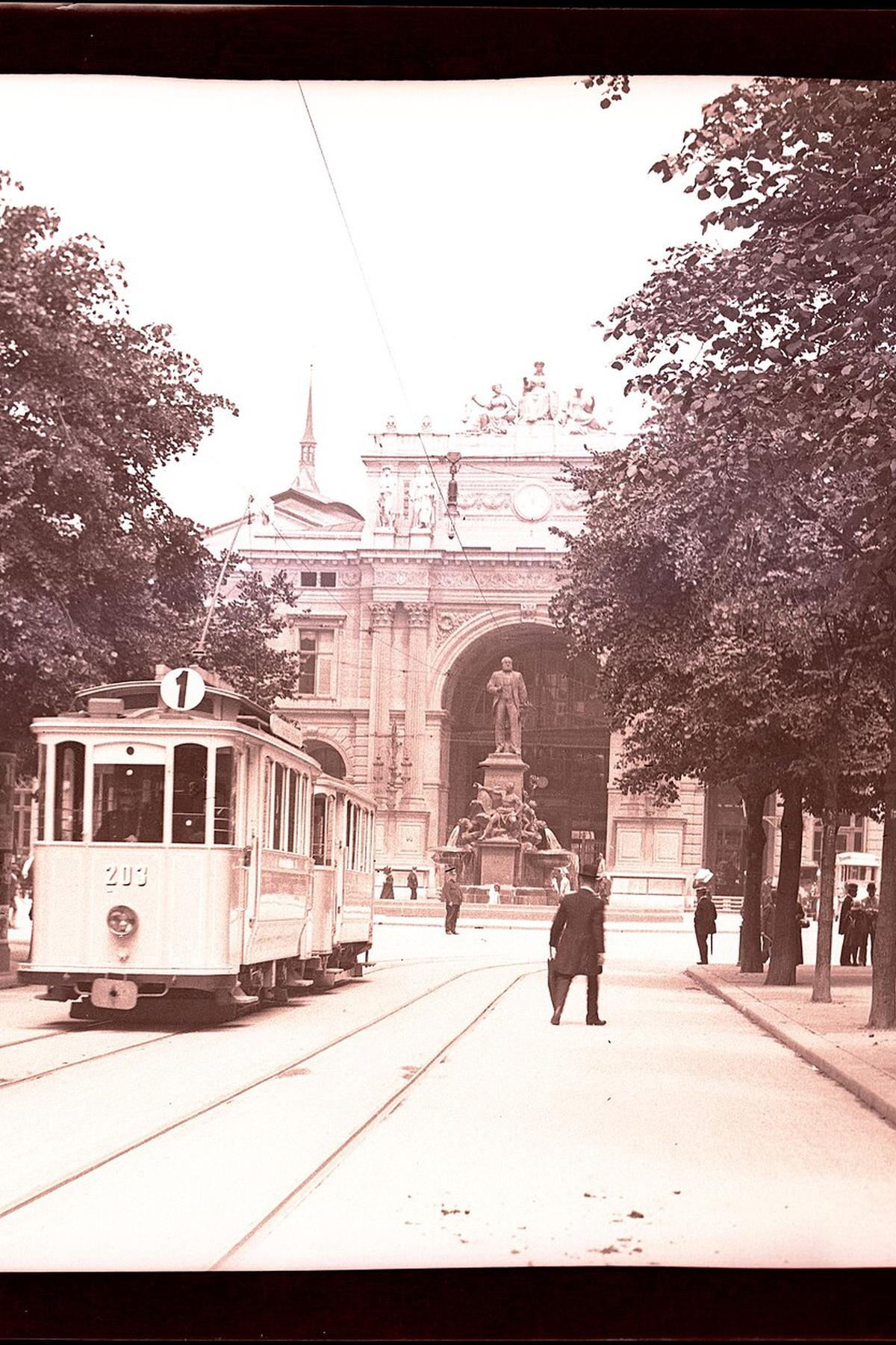 Swiss Travel Pass train