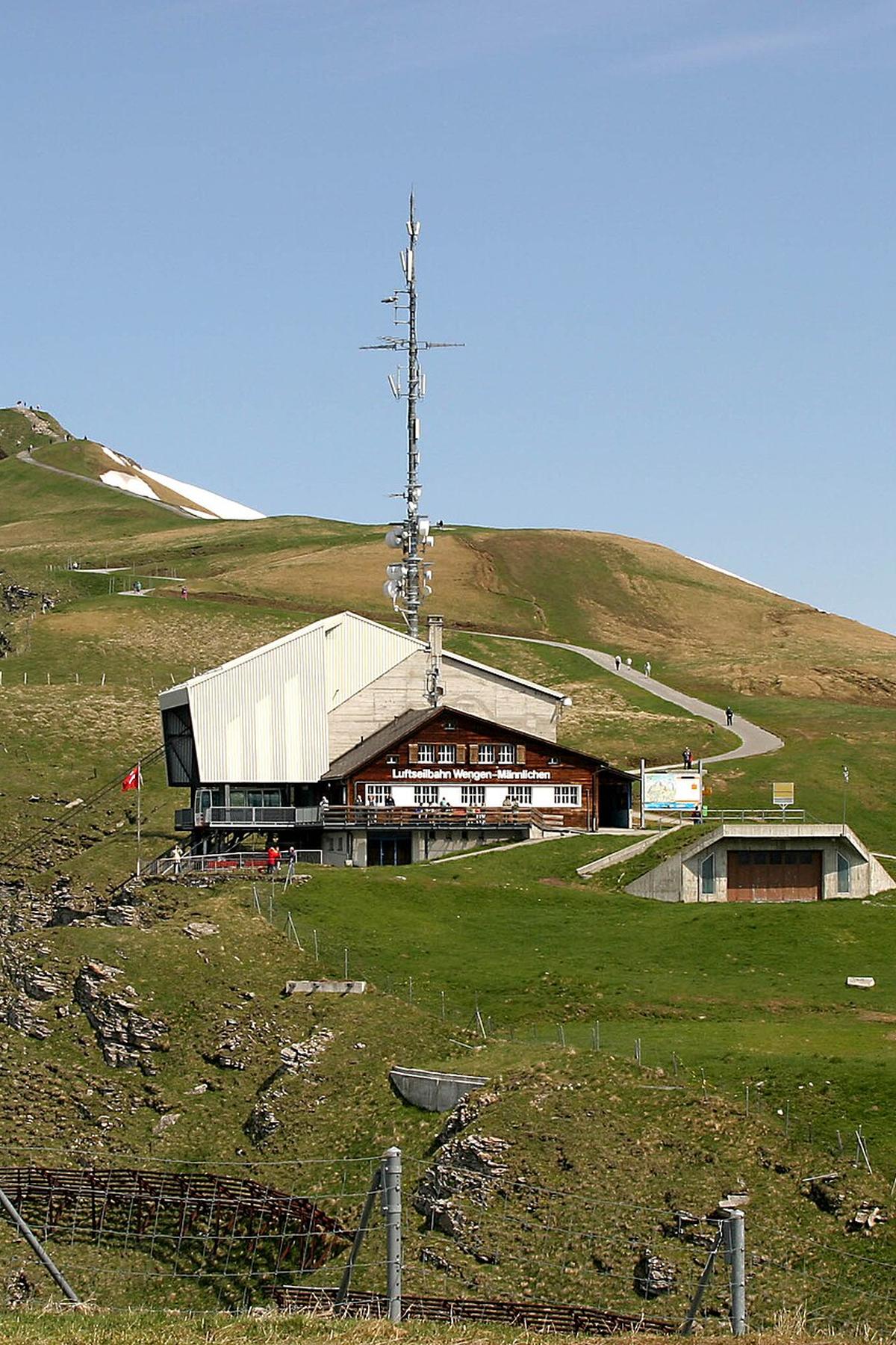 mobile phone Swiss mountains